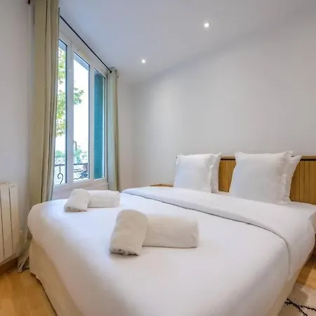 Apartment Great In *